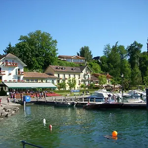4* Hotel Le Jules Verne